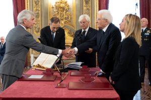 Anche il Ministro per lo Sport e i Giovani Andrea Abodi alla partenza dal Colosseo